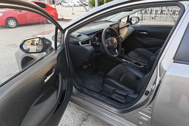 Toyota Corolla 2023 car image #12