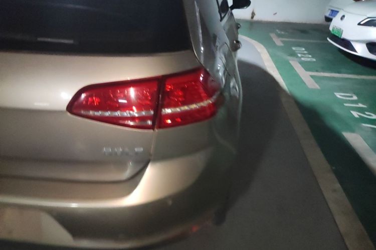Volkswagen Golf 2016 car image #8