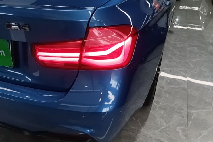 BMW 3 Series 2017 #8 BMW 3 Series 2017 car image #8