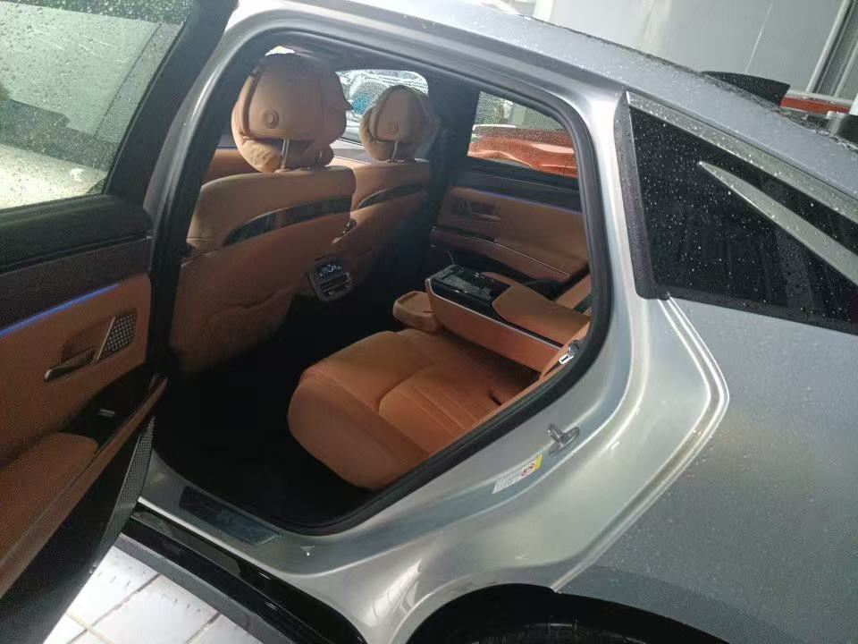 BYD HanL 2025 car image #6