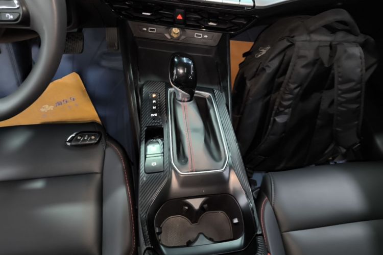 MG 5 2023 #14 MG 5 2023 imagen de coche #14