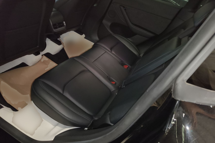 Tesla Model Y 2023 #17 Tesla Model Y 2023 car image #17