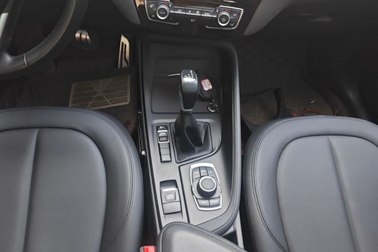 BMW X1 2017 #14 BMW X1 2017 car image #14