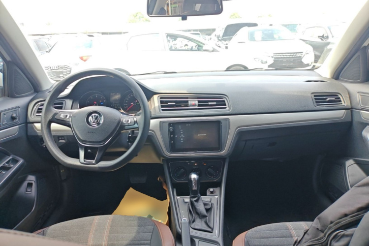 Volkswagen Lavida 2020 car image #11