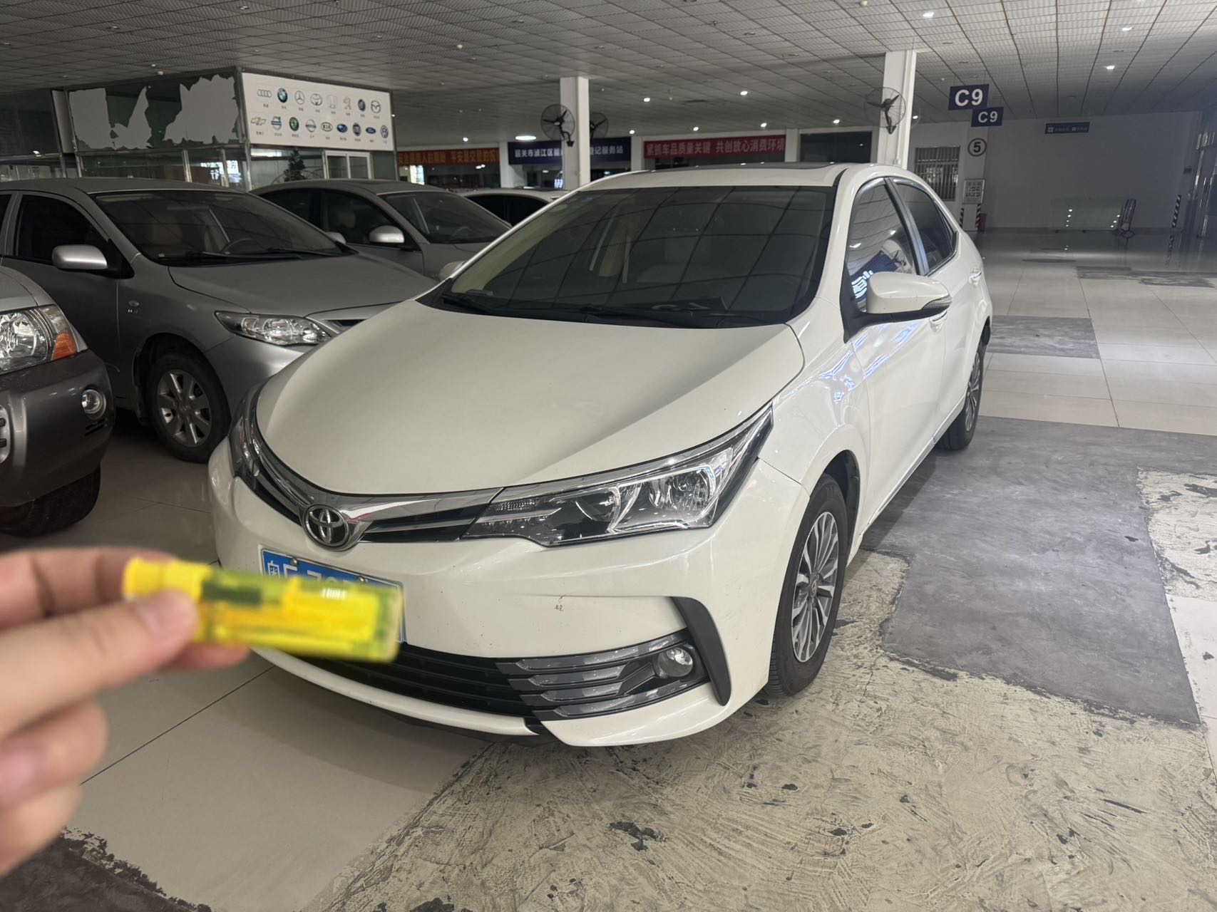 Toyota Corolla 2017 Toyota Corolla 2017 car image