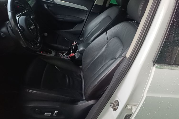 Audi Q3 2019 #19 Audi Q3 2019 car image #19