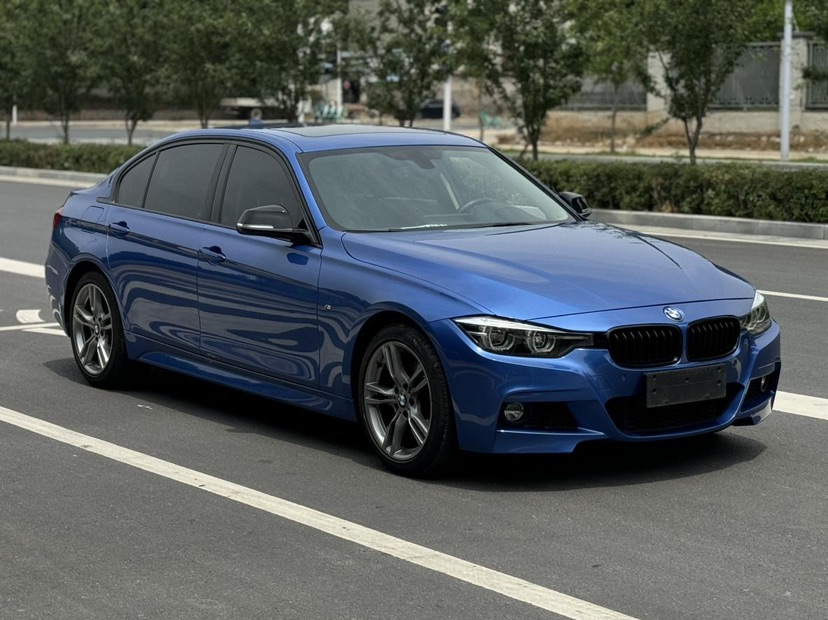BMW 3 Series 2019 car image #3