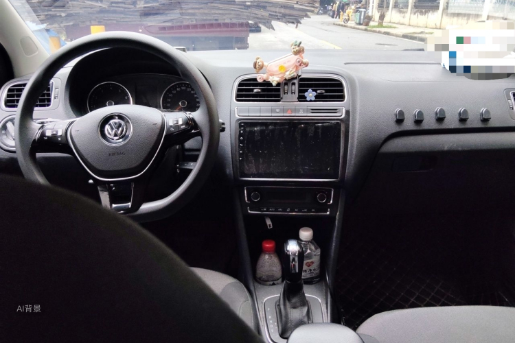Volkswagen Polo 2015 imagem de carro #11