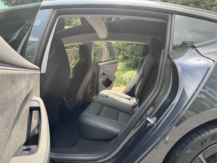 Tesla Model 3 2024 #7 Tesla Model 3 2024 immagine di auto #7