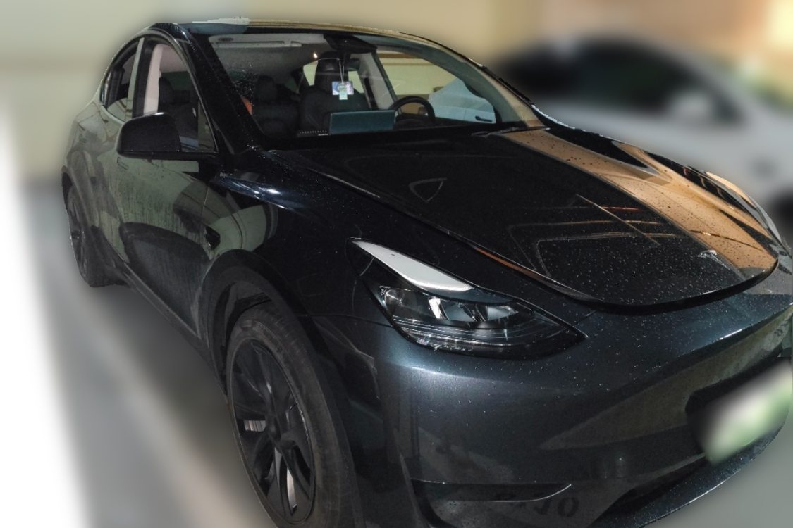 Tesla Model Y 2024 car image #2