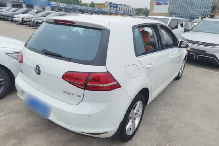 Volkswagen Golf 2015 car image #5