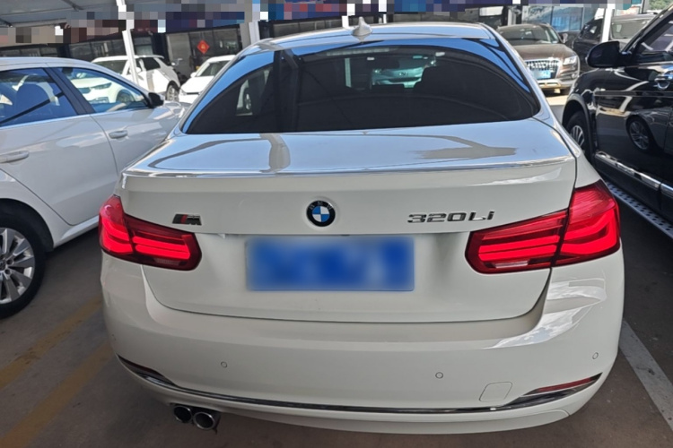 BMW 3 Series 2017 car image #4