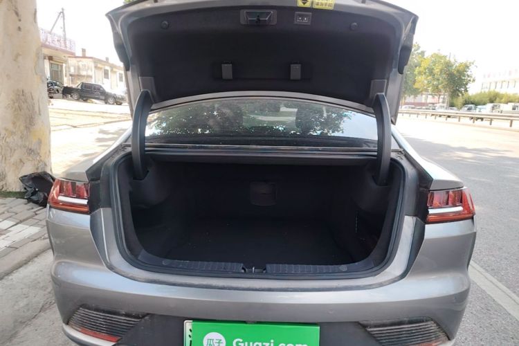 BYD Han 2022 image de voiture #21