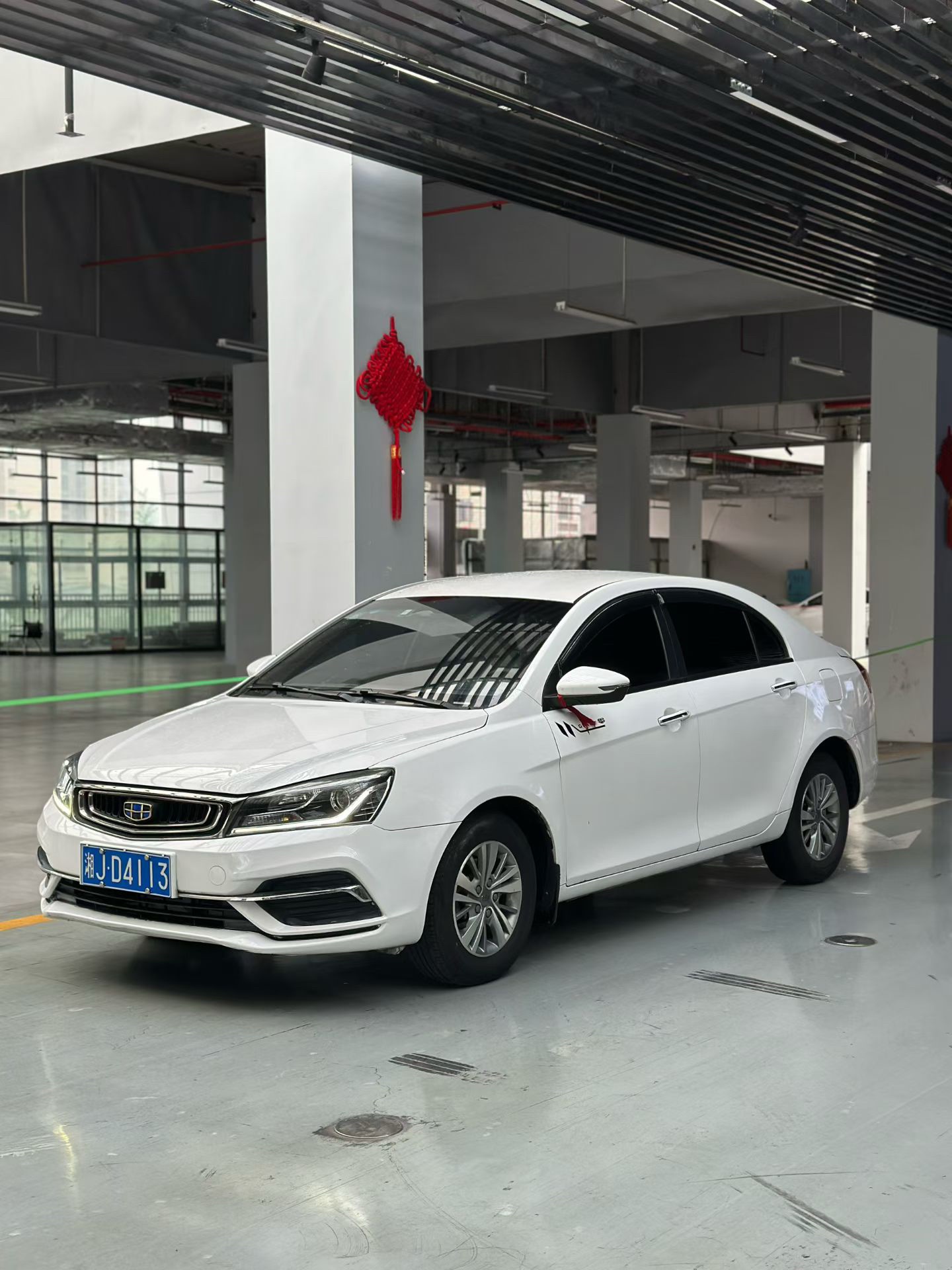 GEELY Emgrand 2018 car image 