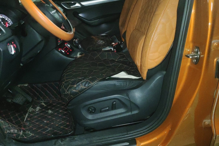 Audi Q3 2016 car image #17