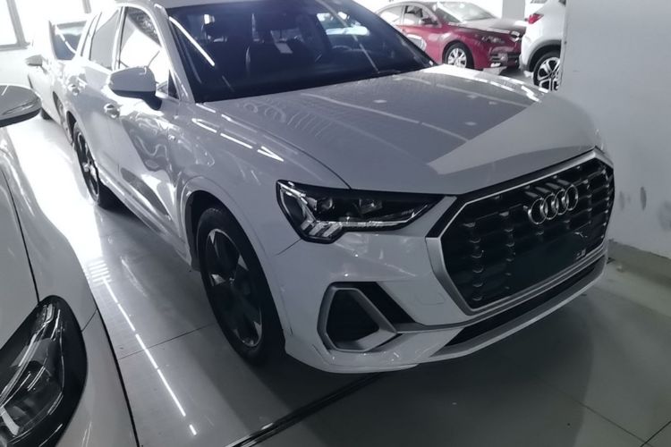 Audi Q3 2020 #4 Audi Q3 2020 car image #4