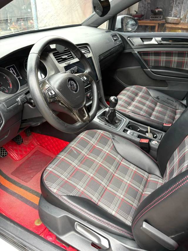 Volkswagen Golf 2014 immagine di auto #8
