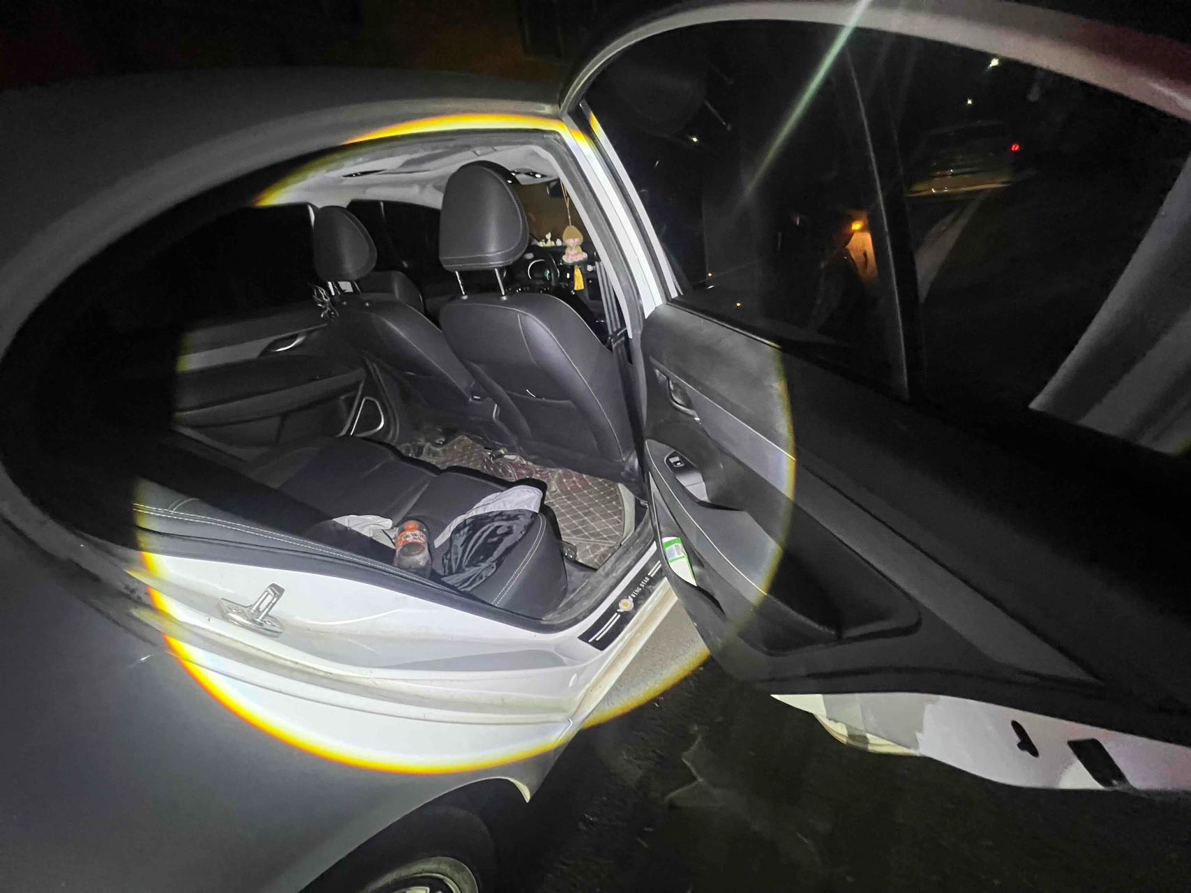 GEELY Emgrand 2022 car image #5