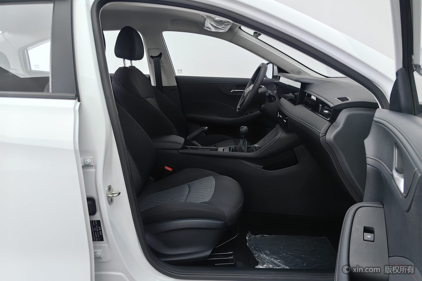 Roewe i5 2025 #24 Roewe i5 2025 car image #24