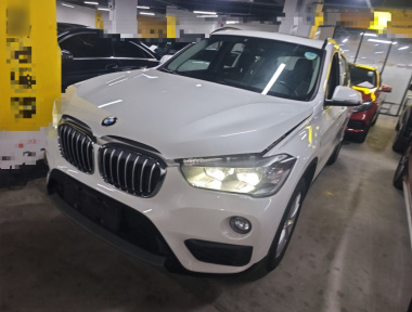BMW X1 2019 BMW X1 2019 car image