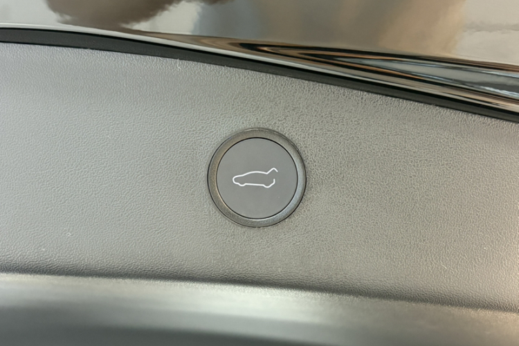 Tesla Model 3 2022 #19 Tesla Model 3 2022 car image #19