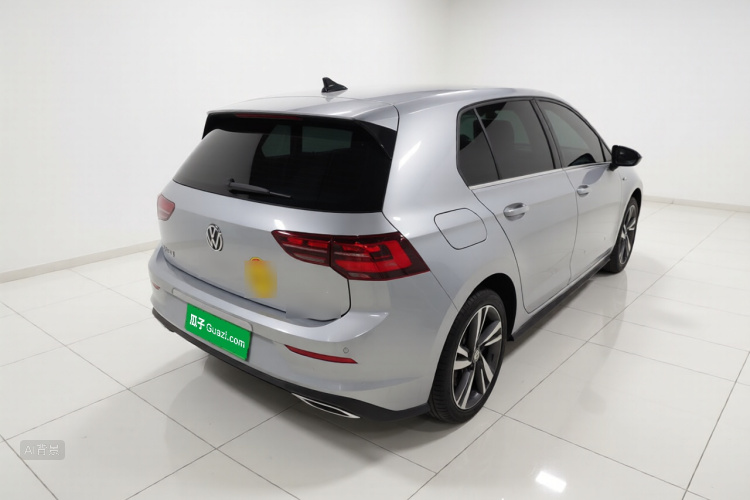Volkswagen Golf 2024 car image #7