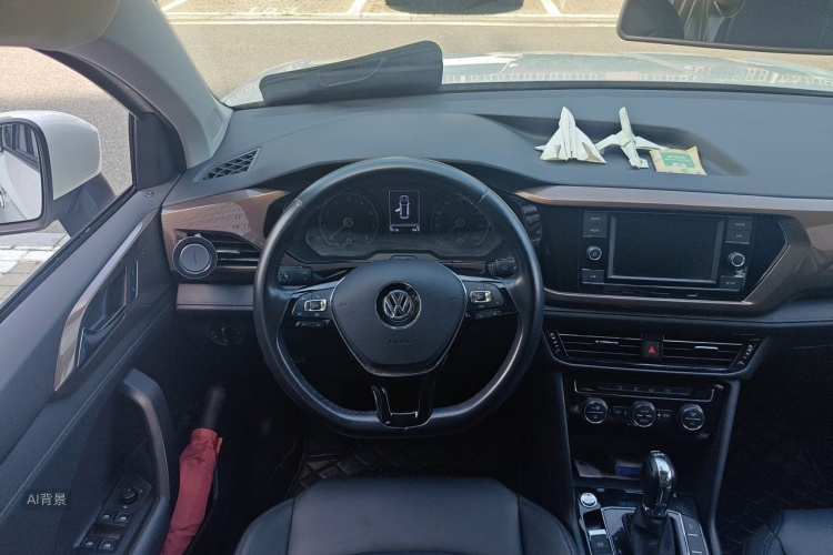 Volkswagen Tharu 2019 car image #12