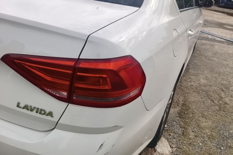 Volkswagen Lavida 2019 car image #8