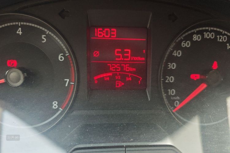 Volkswagen Santana 2017 car image #14