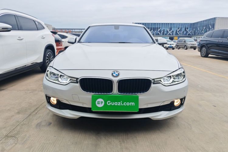 BMW 3 Series 2017 immagine di auto #3