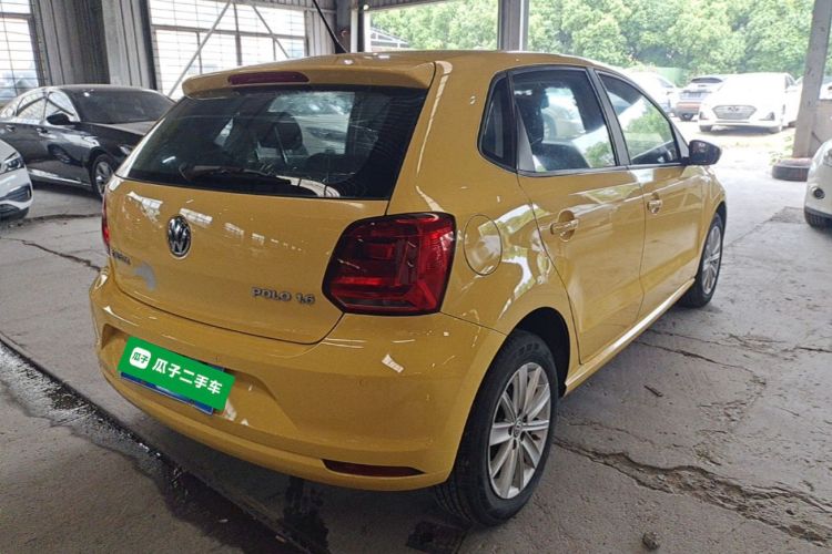 Volkswagen Polo 2014 car image #7