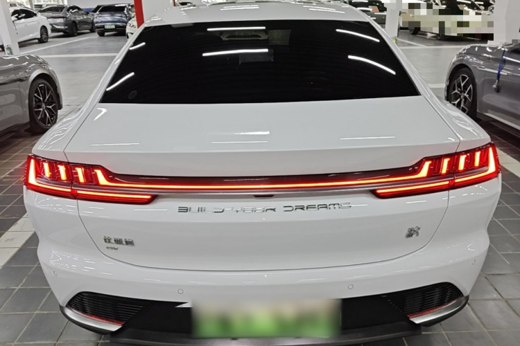 BYD Han 2022 #4 BYD Han 2022 car image #4