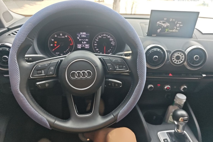 Audi A3 2020 car image #11