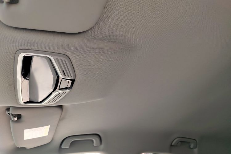 GEELY Emgrand 2023 car image #18