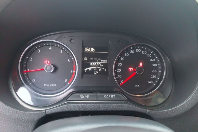 Volkswagen Polo 2015 image de voiture #12