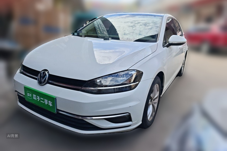 Volkswagen Golf 2018 car image #2