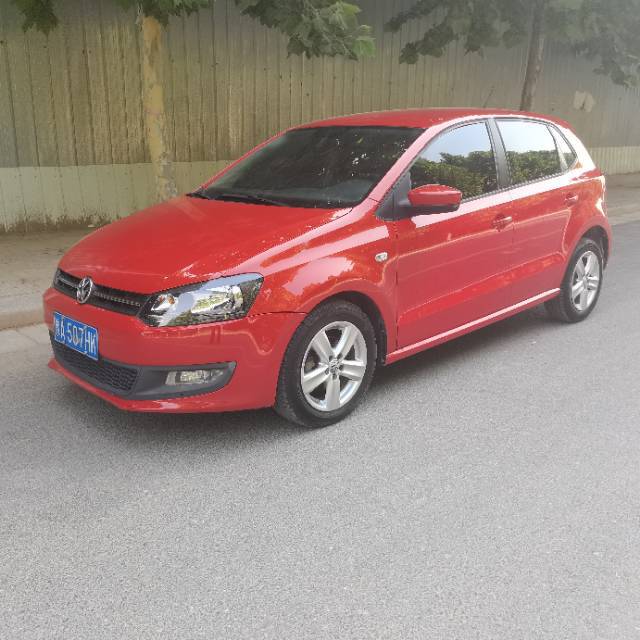 Volkswagen Polo 2011 Volkswagen Polo 2011 car image