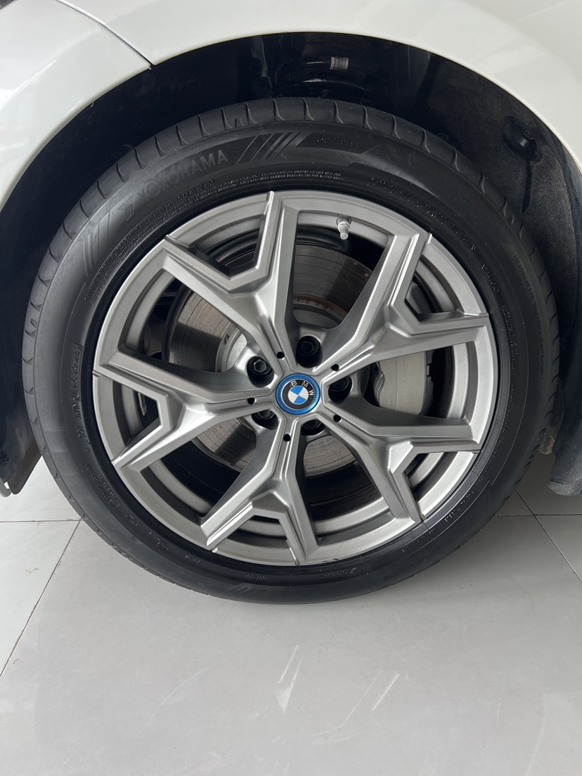 BMW i3 2023 #2 BMW i3 2023 car image #2