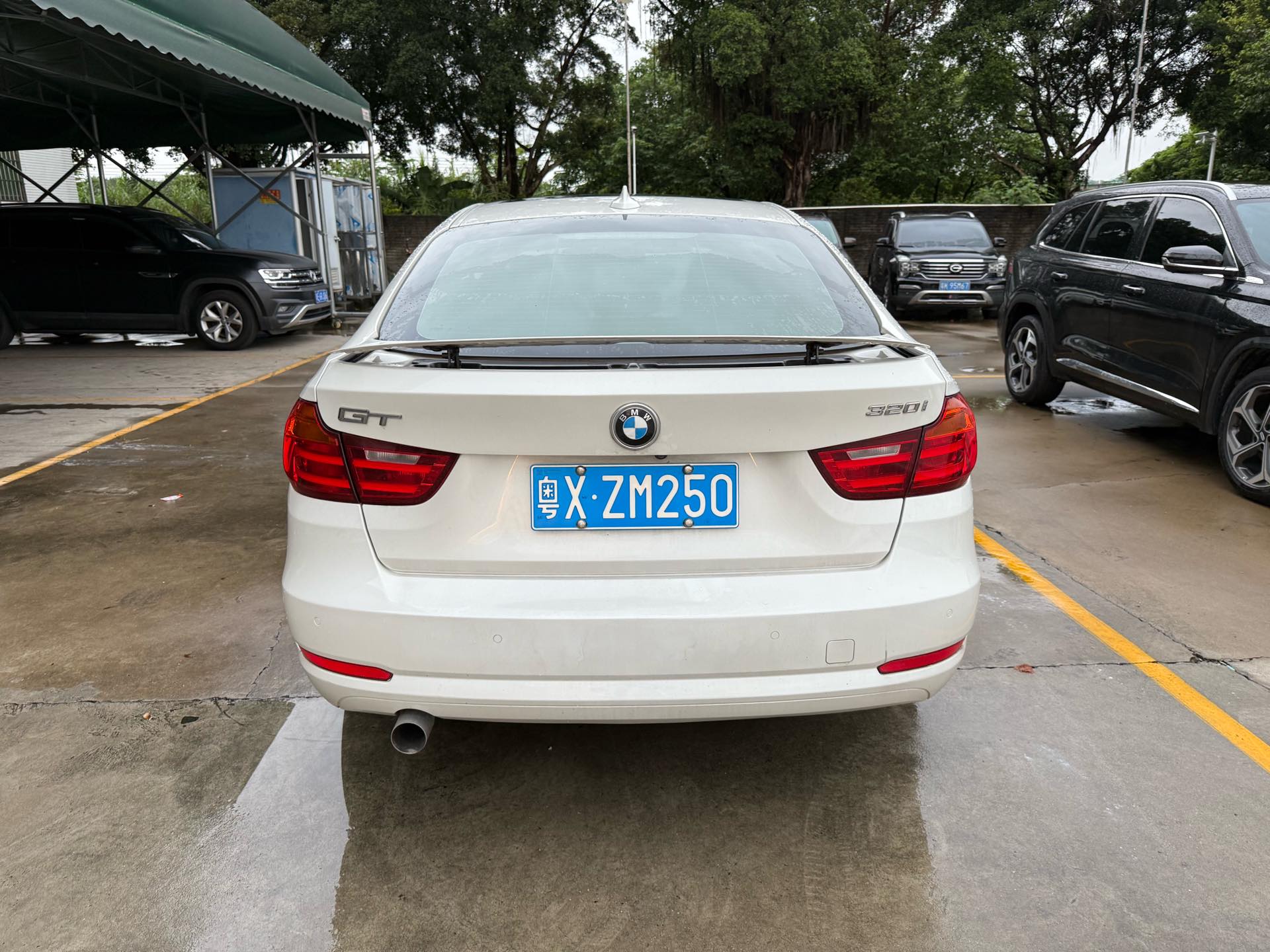 BMW 3 Series GT 2014 car image #8