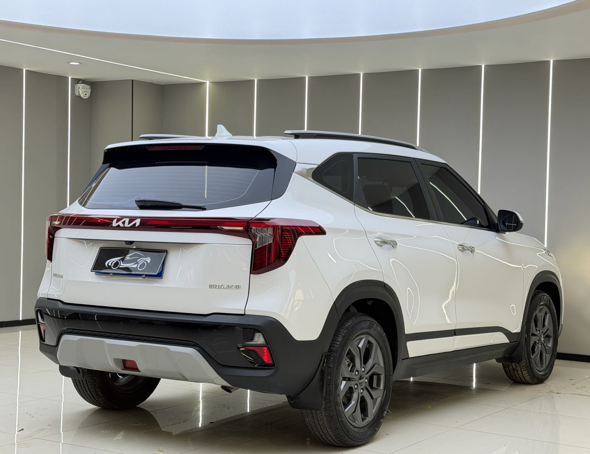 Kia Seltos 2024 imagen de coche #9