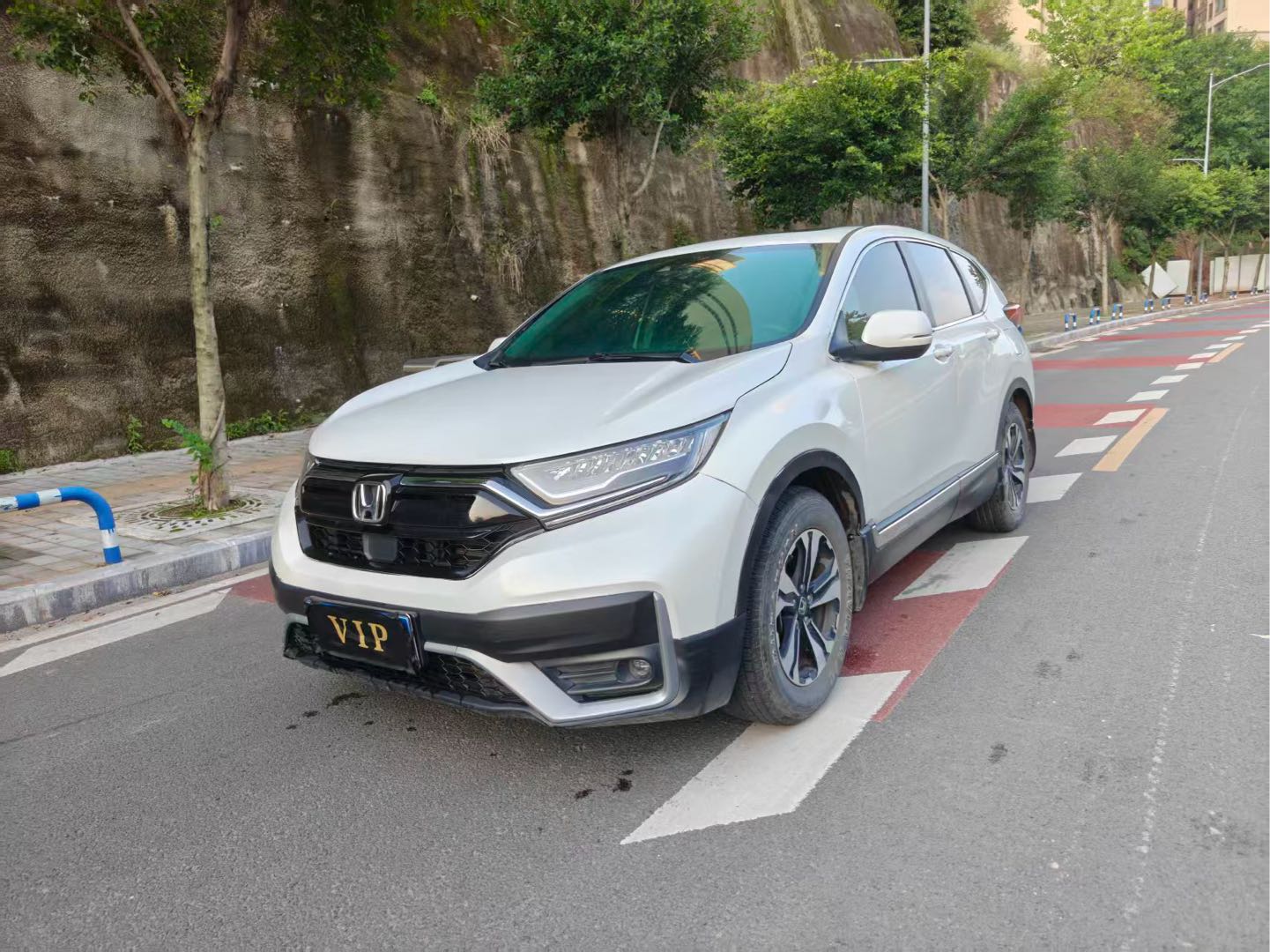 Honda CR-V 2020 car image #2