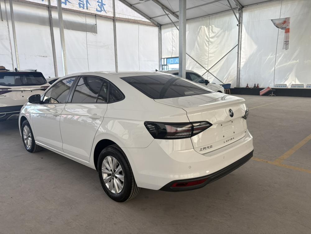 Volkswagen Lavida 2024 car image #4