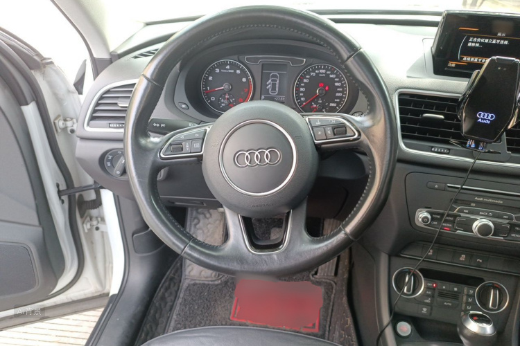 Audi Q3 2017 #12 Audi Q3 2017 car image #12