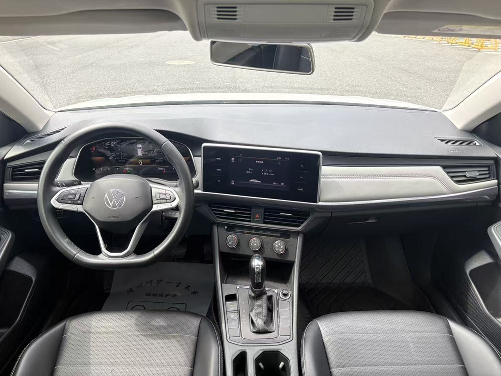 Volkswagen Bora 2023 immagine di auto #10