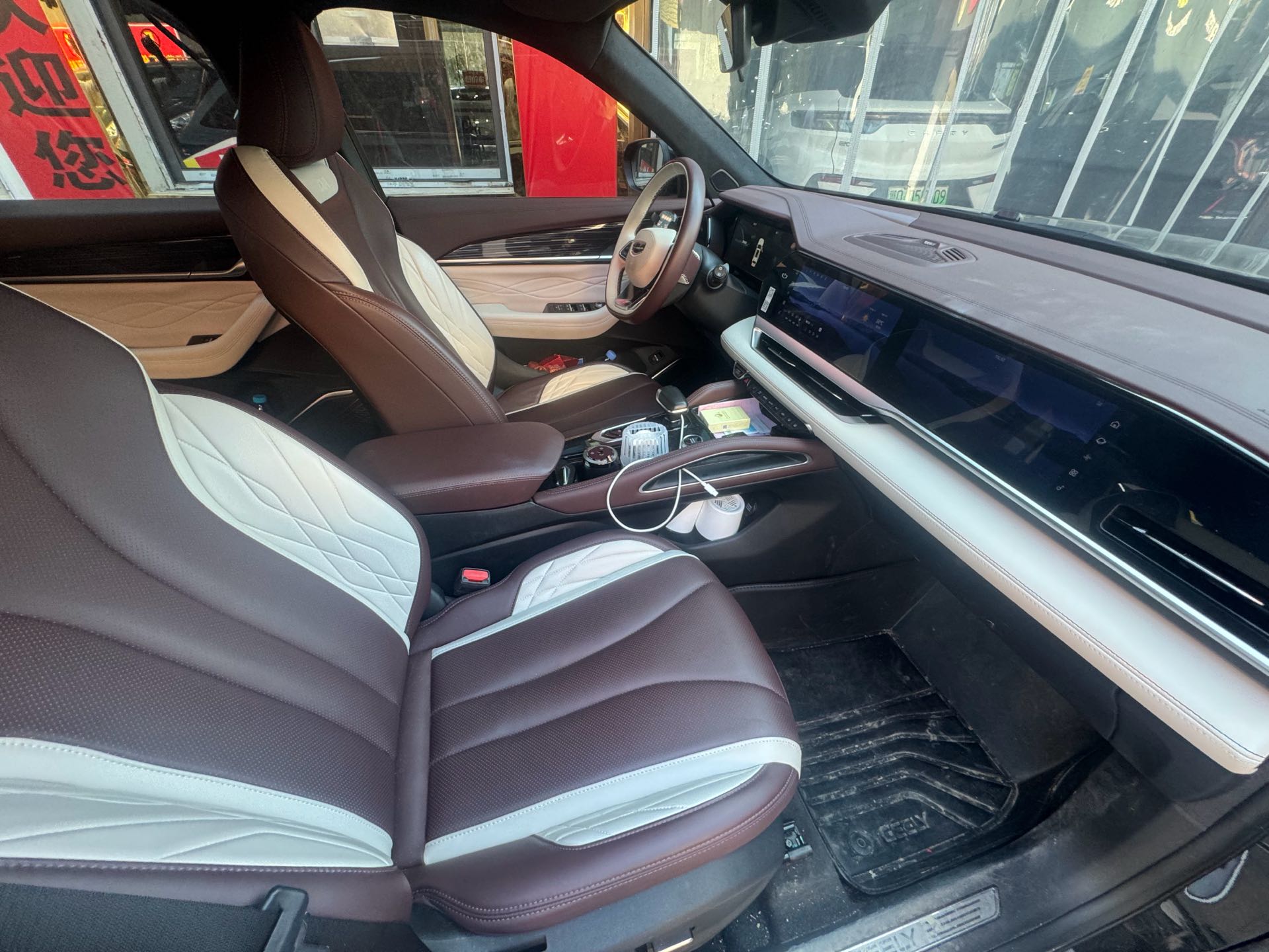 GEELY Boyue L 2022 #10 GEELY Boyue L 2022 صورة سيارة #10