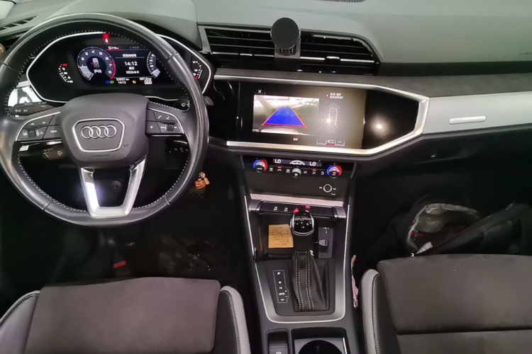 Audi Q3 2021 #10 Audi Q3 2021 car image #10