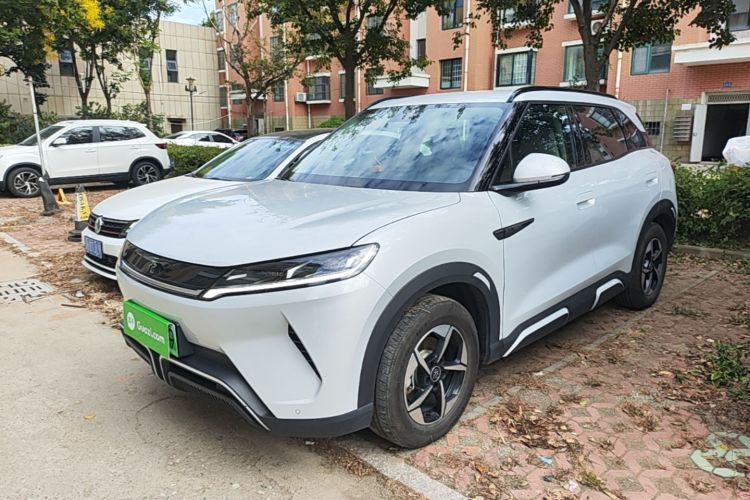 BYD YuanUP 2024 #2 BYD YuanUP 2024 car image #2