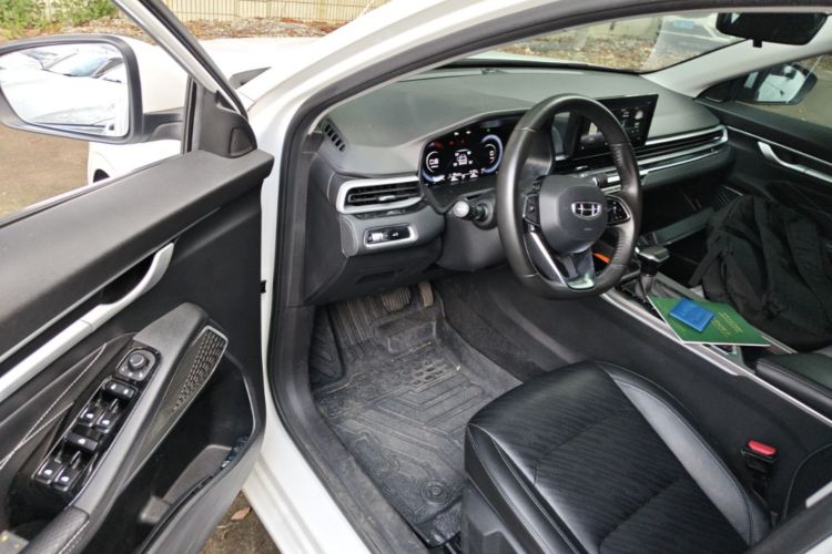 GEELY Emgrand 2023 car image #16