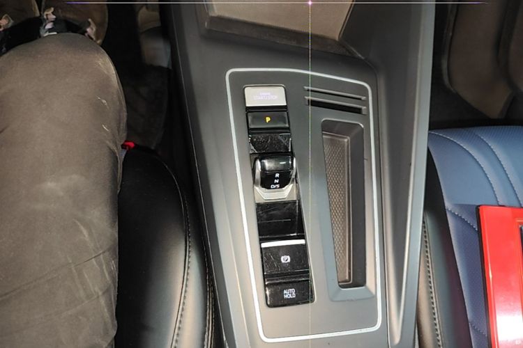 Volkswagen Golf 2022 car image #18