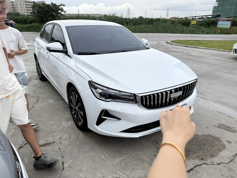 GEELY Emgrand 2025 #6 GEELY Emgrand 2025 car image #6
